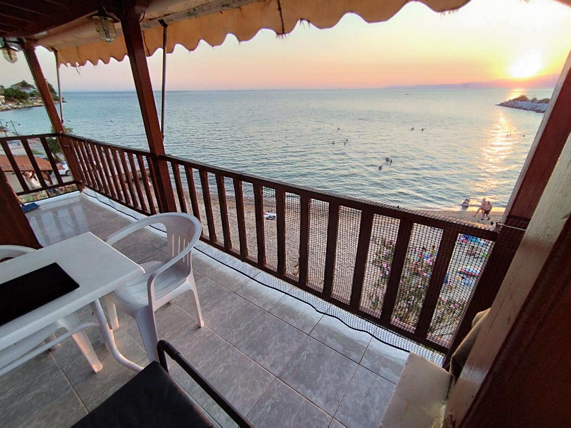 Beachfront Apartment Thassos Skála Kallirákhis Kültér fotó